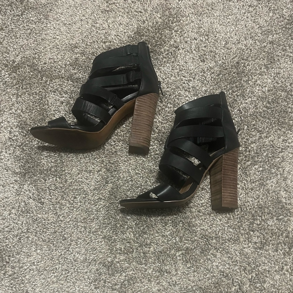 Steve Madden Black Chunky Sandals Size 6.5